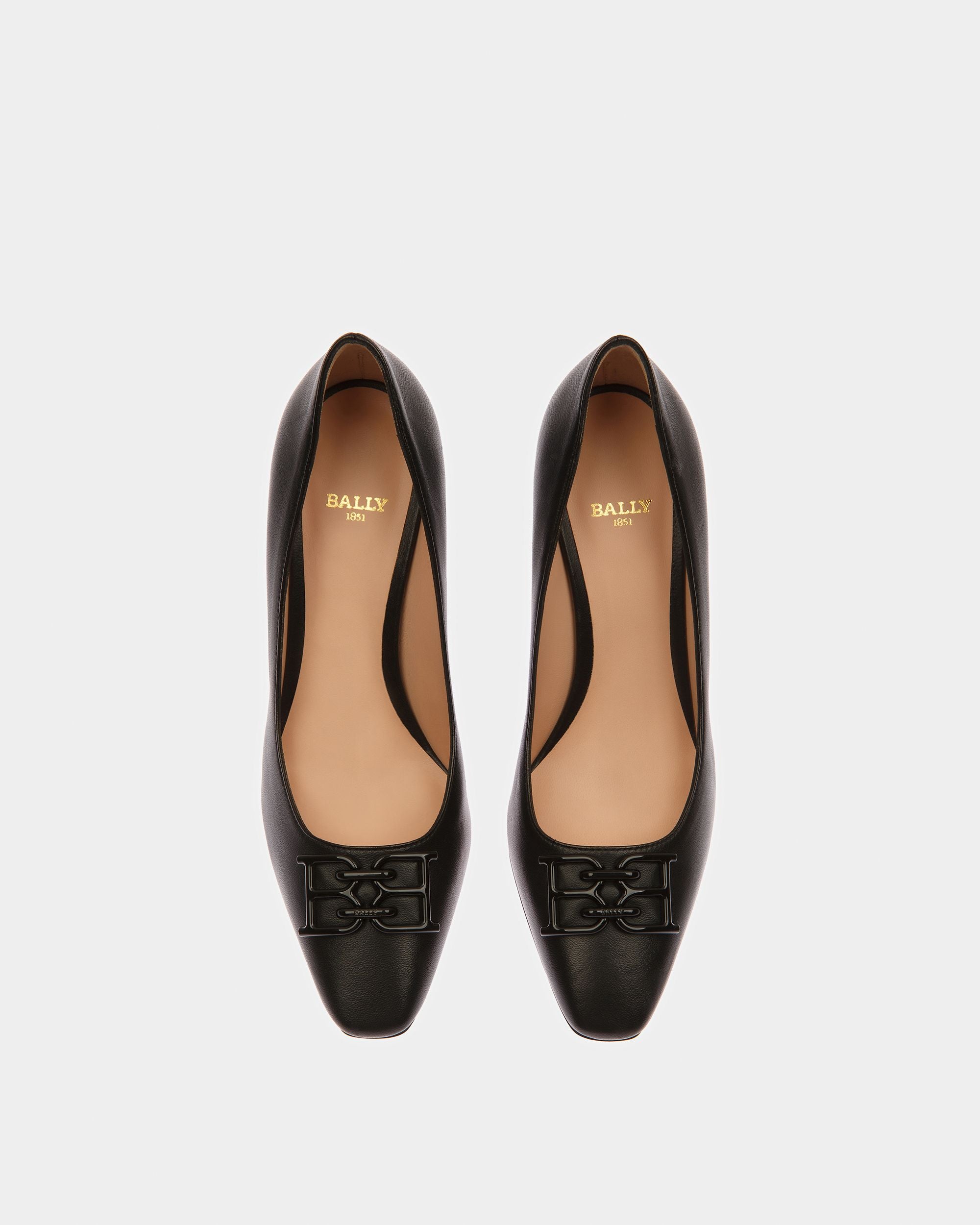 Evanca Zapatos De Salón De Piel En Negro - Mujer - Bally - 02