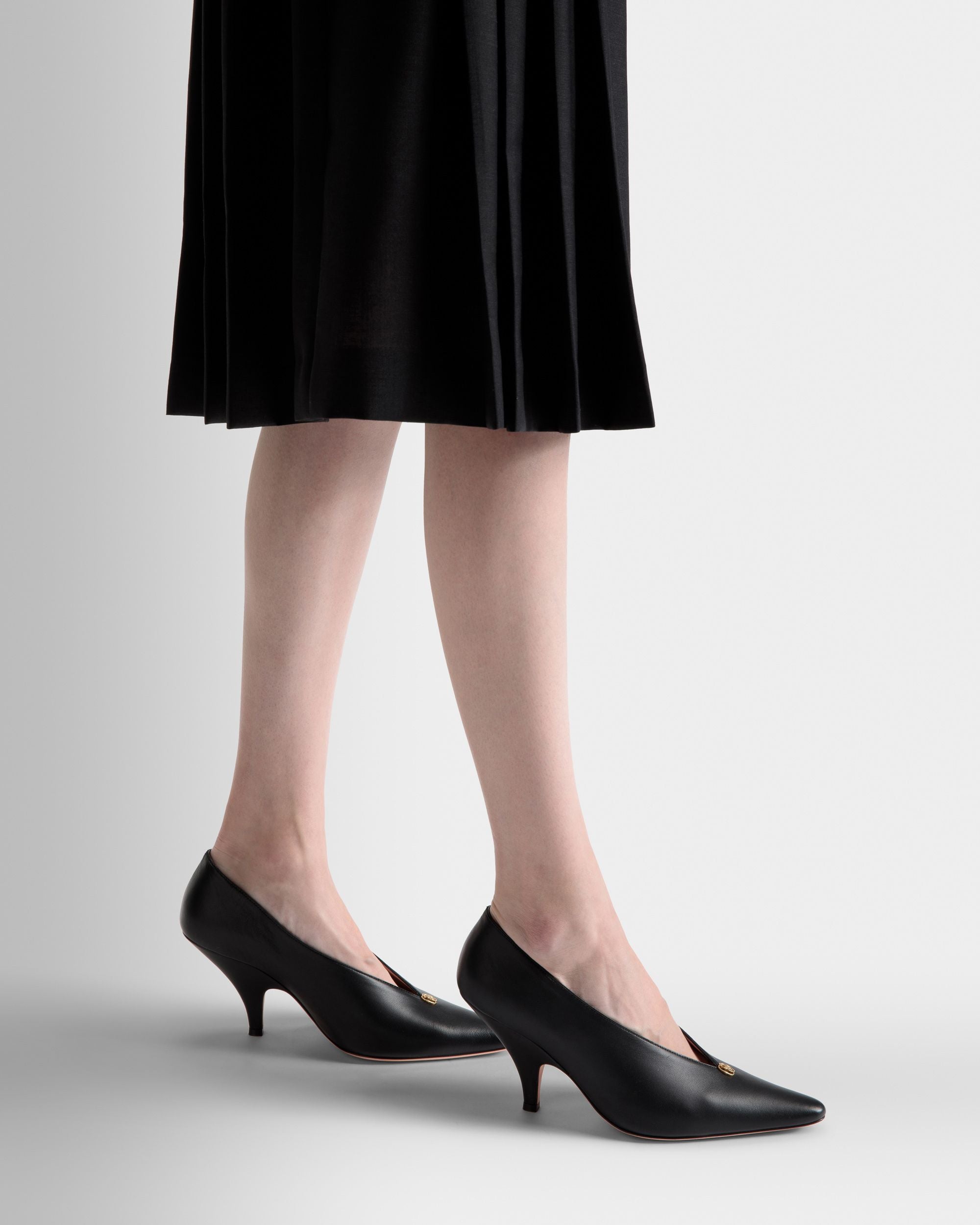 Katy Pumps In Black Leather - Women's - Bally - 02