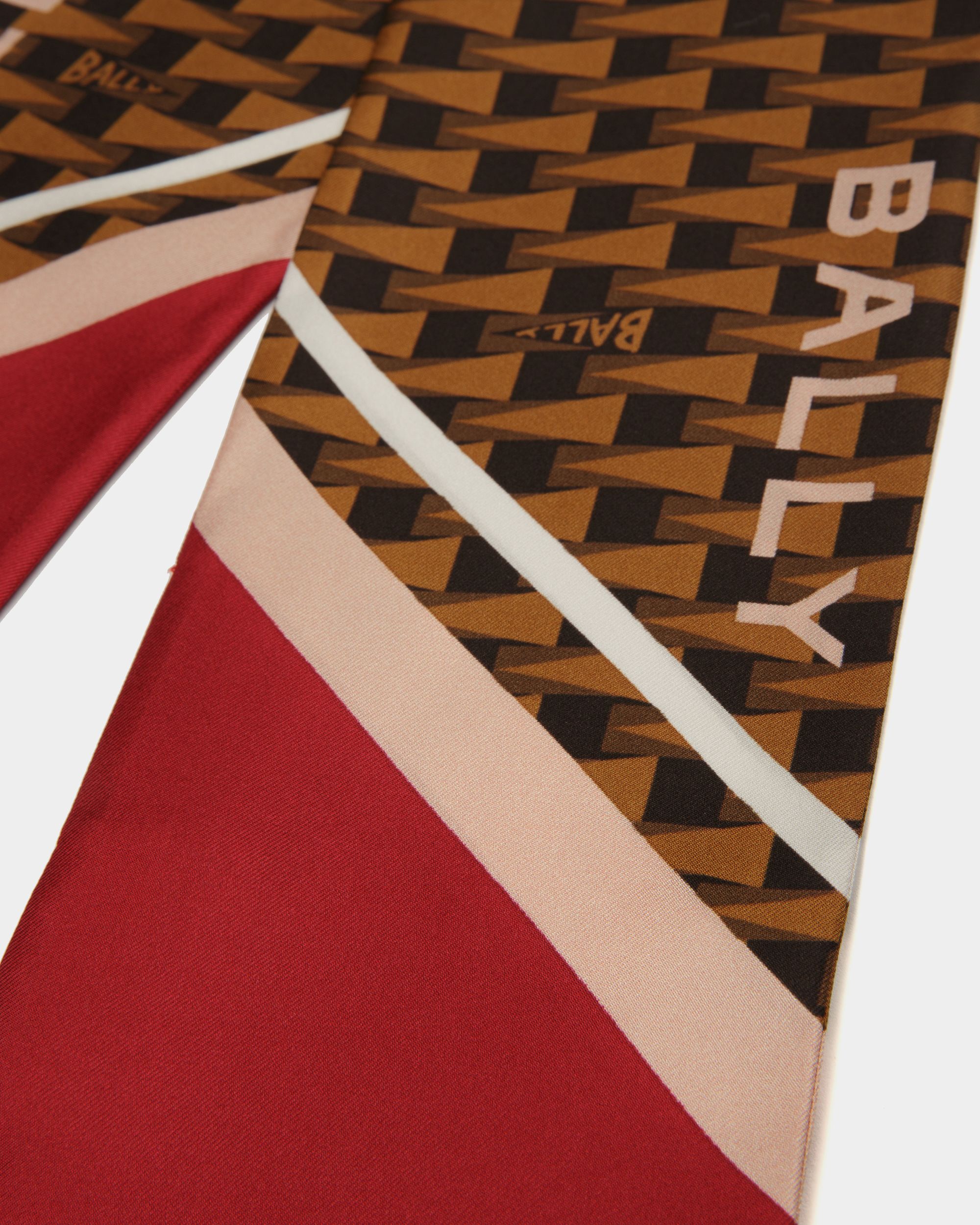 Panuelo Con Estampado Pennant De Seda Color Desierto - Mujer - Bally - 02