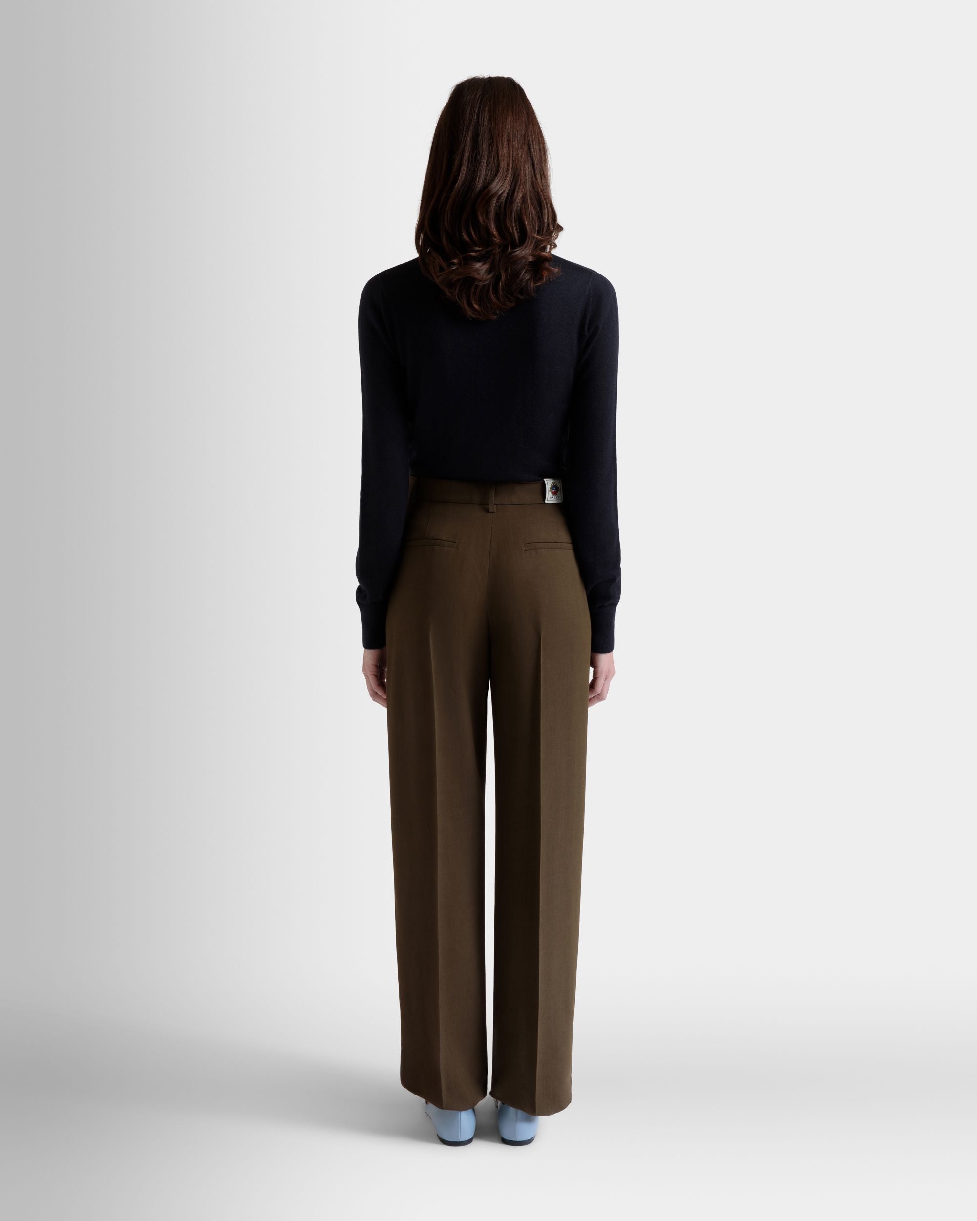 Pantalón Recto De Gabardina Fluida Military Green - Mujer - Bally - 06